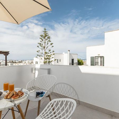 Golden Bird'S Aparthotel Naxos City Esterno foto
